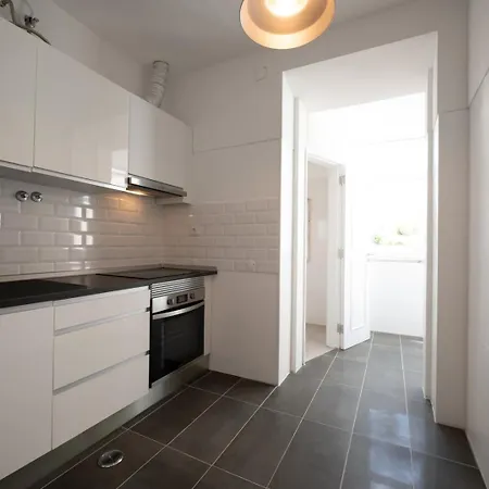 Guestready - Captain's 2e Near Alfama Lisbona